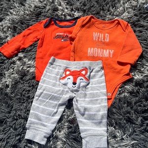 Carters 3M outfit set. Fox themed